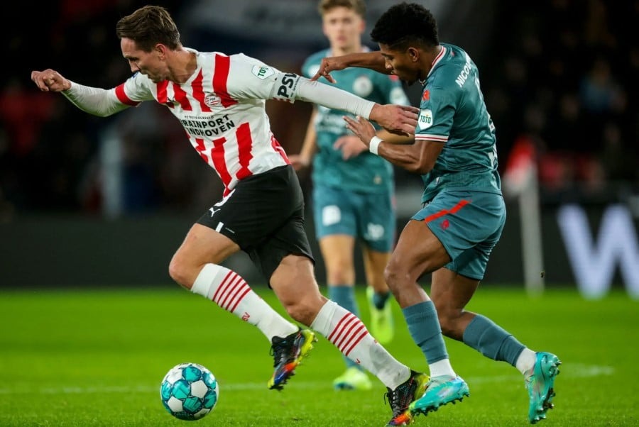 Nhận định soi kèo PSV Eindhoven vs Royale Union Saint Gilloise lúc 23h45 ngày 16/9/2025