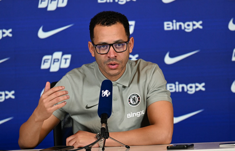 Rosenior trấn an người hâm mộ về tình trạng của Reece James