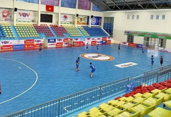 Kích thước sân bóng đá 5 người: Thông số chuẩn FIFA mới nhất